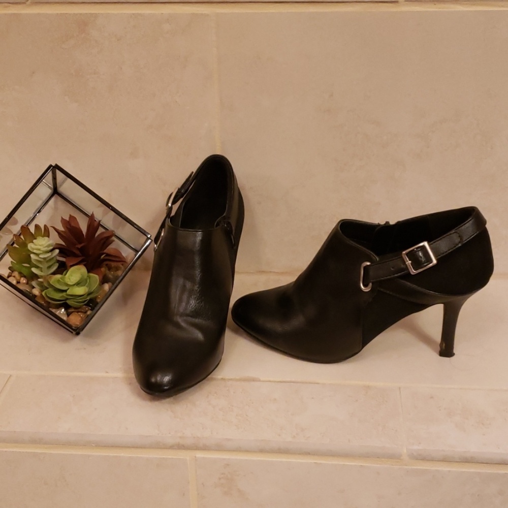 New women heel bootie 7